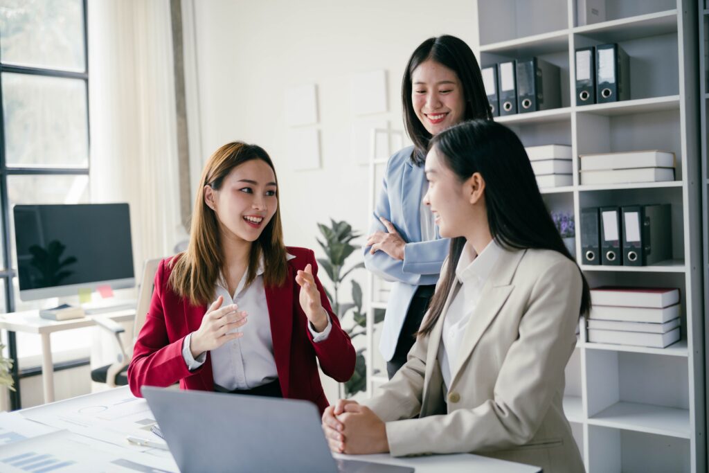 オフィスでのコミュニケーション
